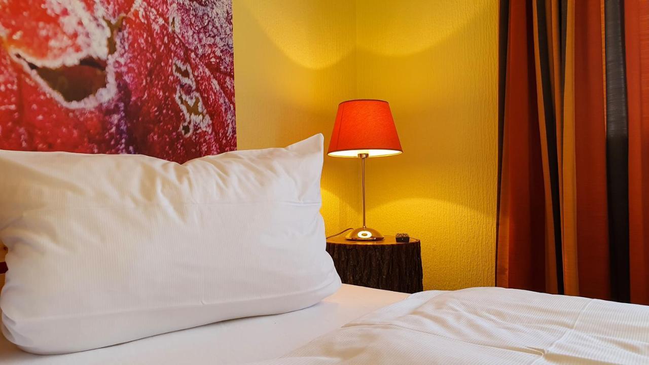 Hotel "Zum Moseltal" แมร์ริง ภายนอก รูปภาพ