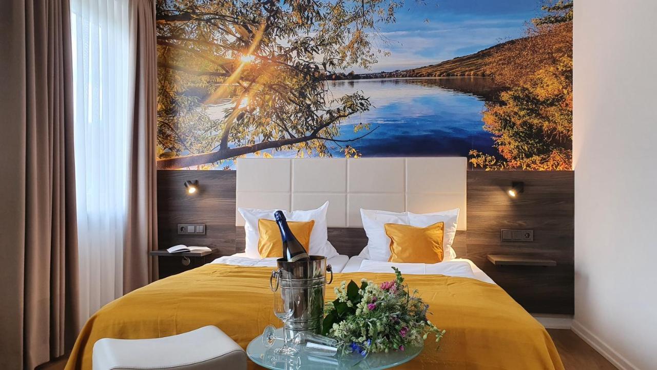 Hotel "Zum Moseltal" แมร์ริง ภายนอก รูปภาพ
