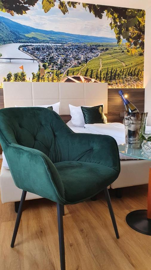 Hotel "Zum Moseltal" แมร์ริง ภายนอก รูปภาพ